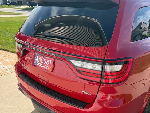 Used 2021 Dodge Durango R/T w/ Tow 'N Go Package AWD/4WD image 9