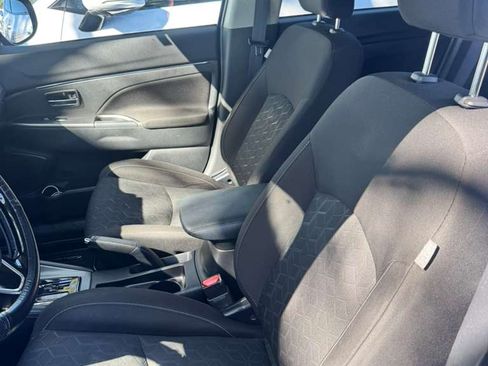 Used 2021 Mitsubishi Outlander Sport SE image 19