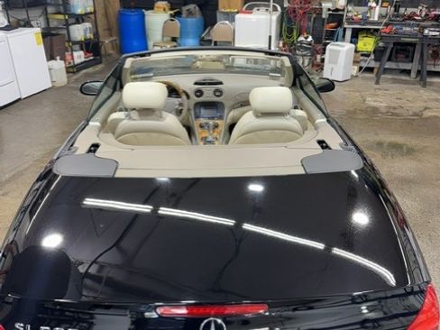 Used 2005 Mercedes-Benz SL 500 image 4
