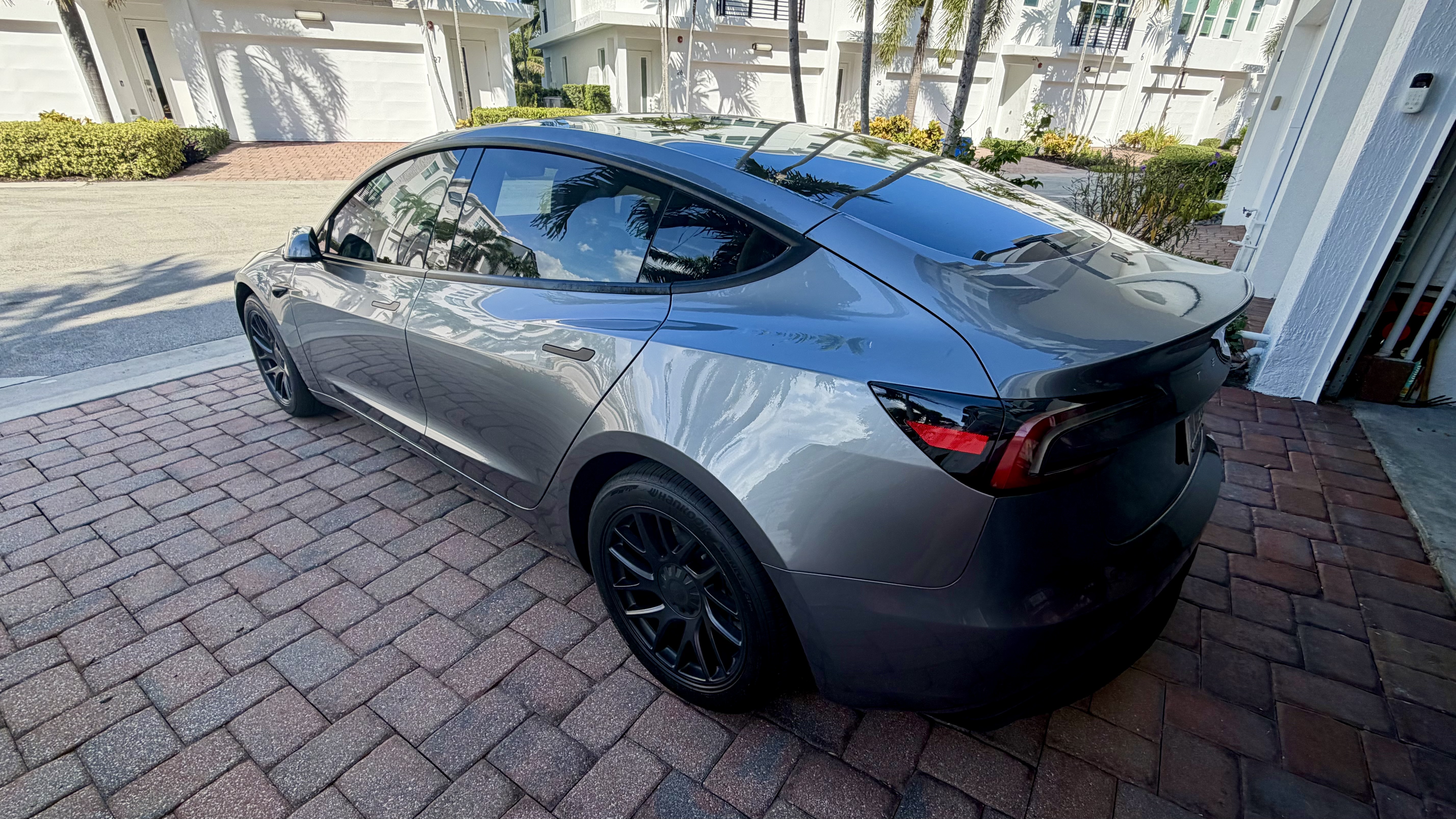 Used 2025 Tesla Model 3 Long Range RWD image 5