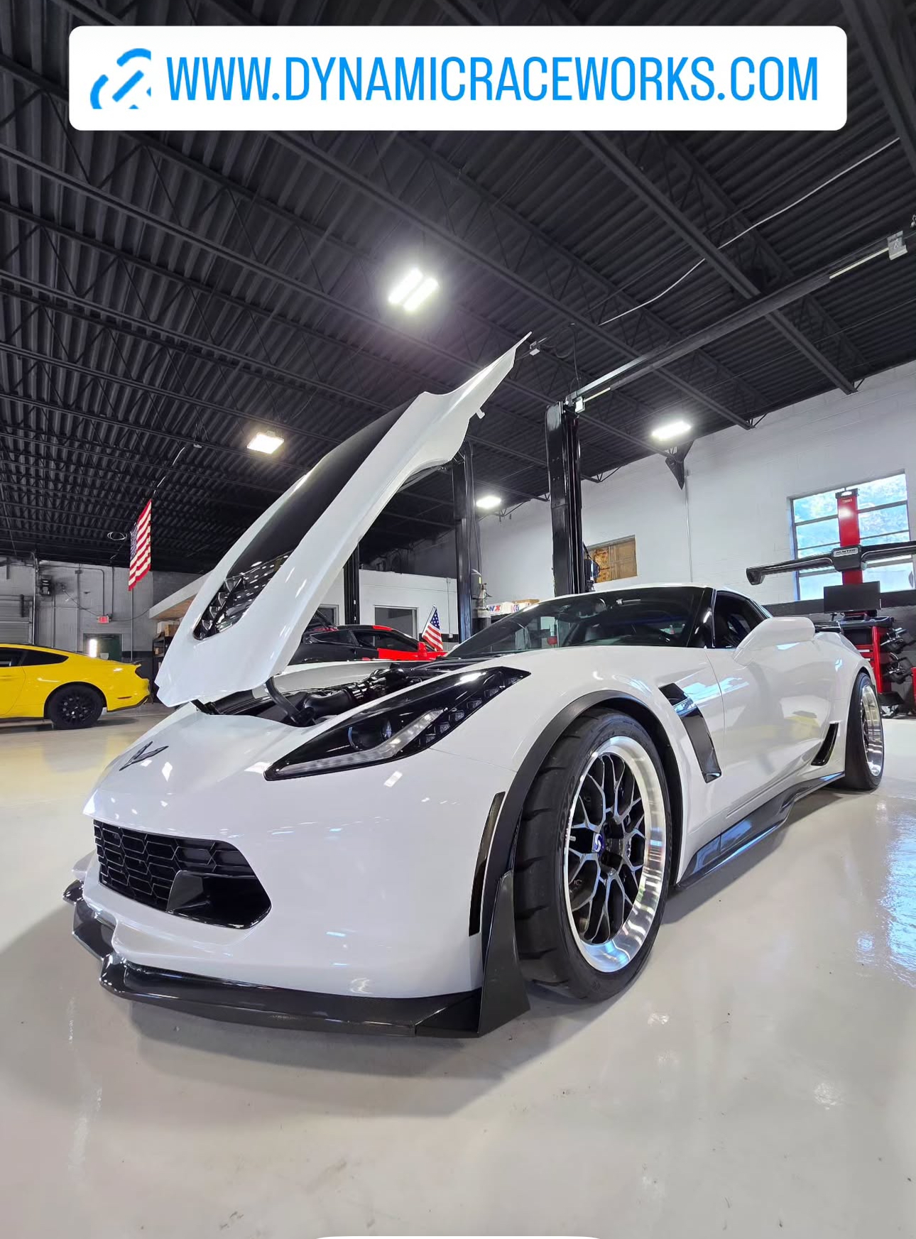Used 2015 Chevrolet Corvette Z06 w/ 3LZ Preferred Equipment Group RWD image 8