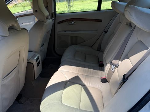 Used 2010 Volvo S80 T6 image 9