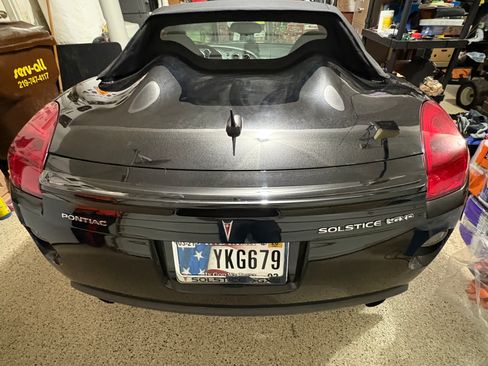 Used 2007 Pontiac Solstice GXP w/ Premium Package image 6