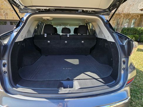 Used 2017 Nissan Murano SV image 8