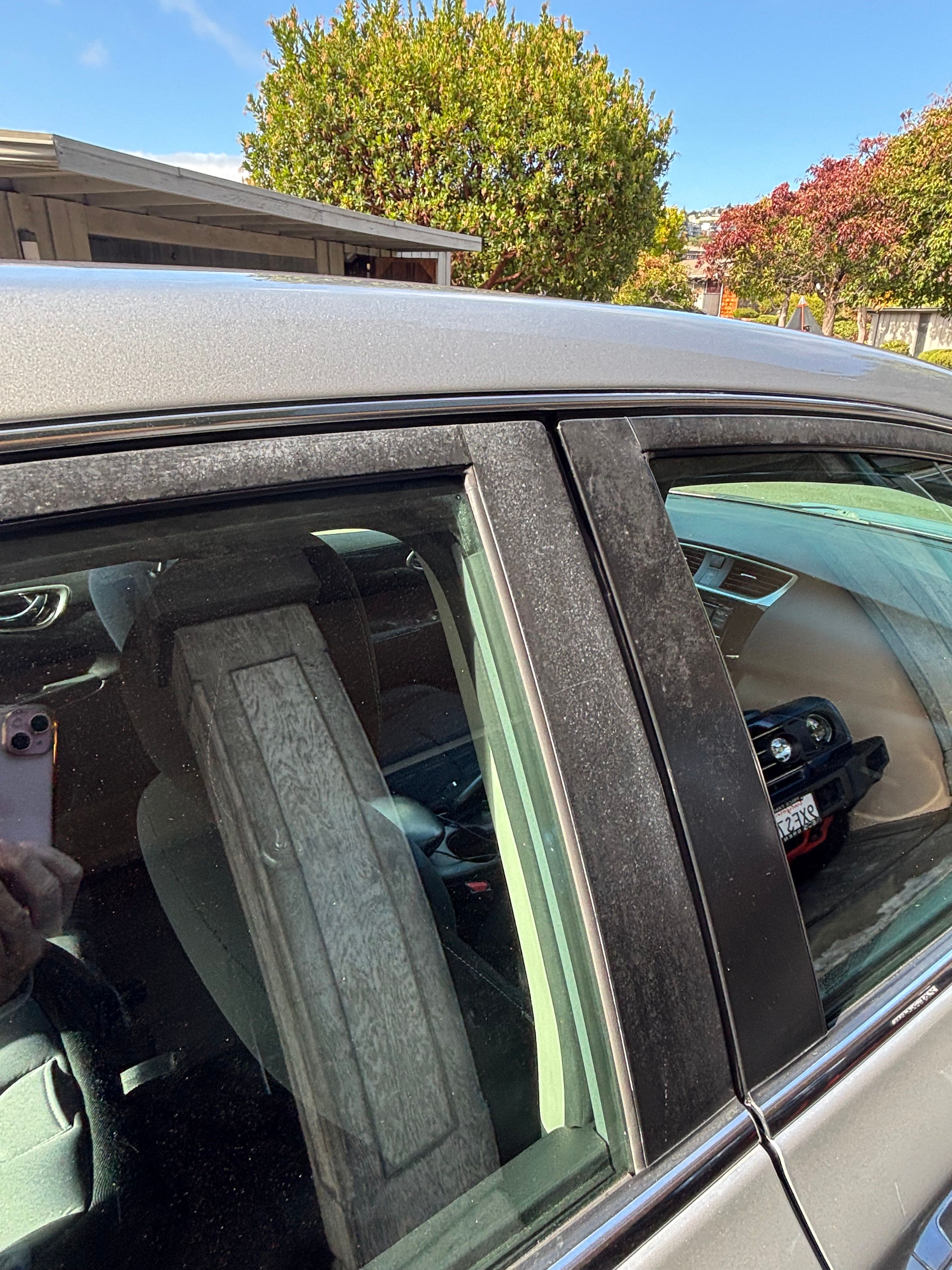 Used 2017 Nissan Sentra SV FWD image 25