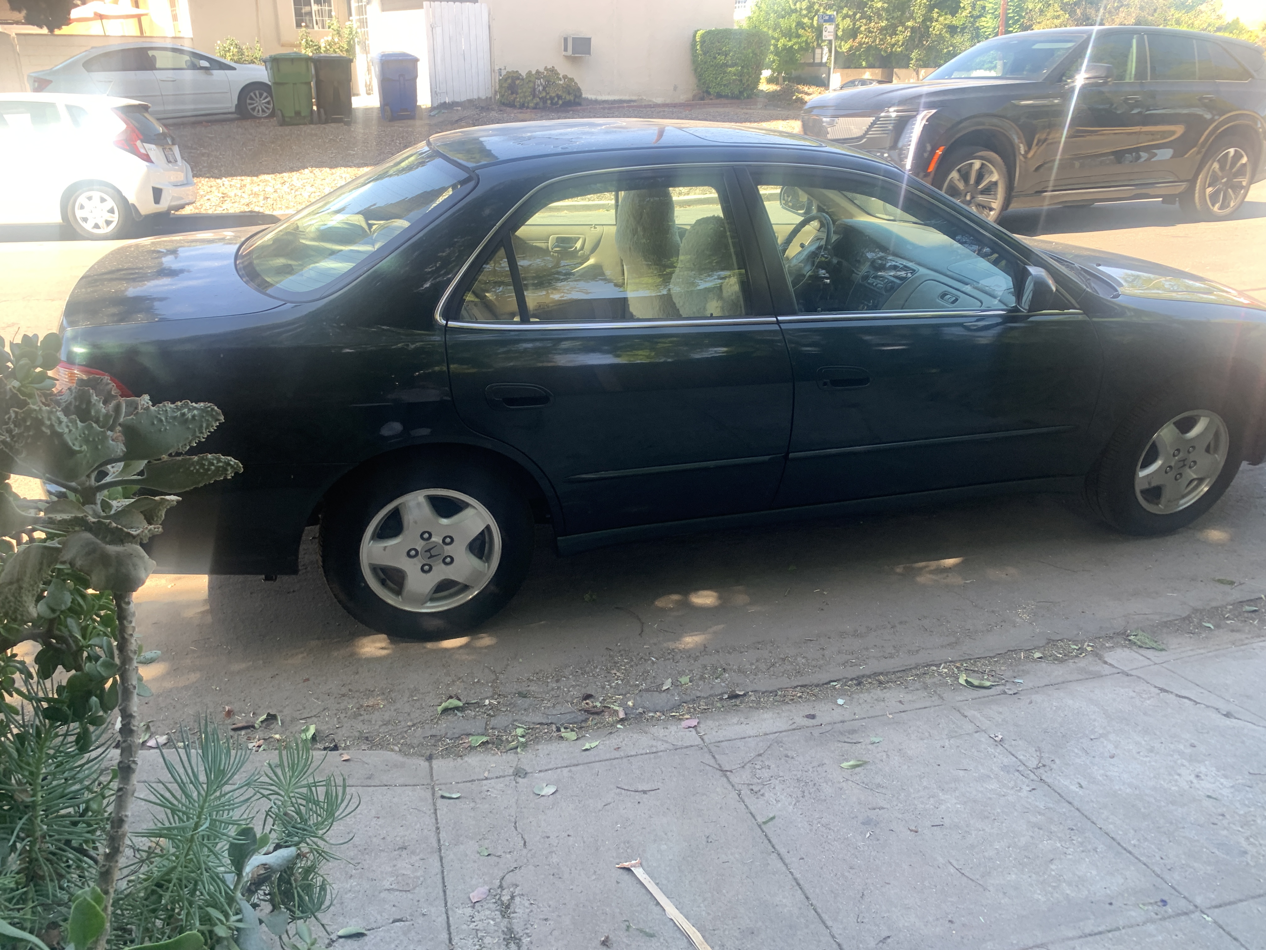 Used 2000 Honda Accord EX image 2