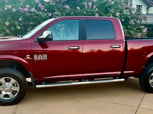 Used 2018 RAM 2500 Big Horn AWD/4WD image 2