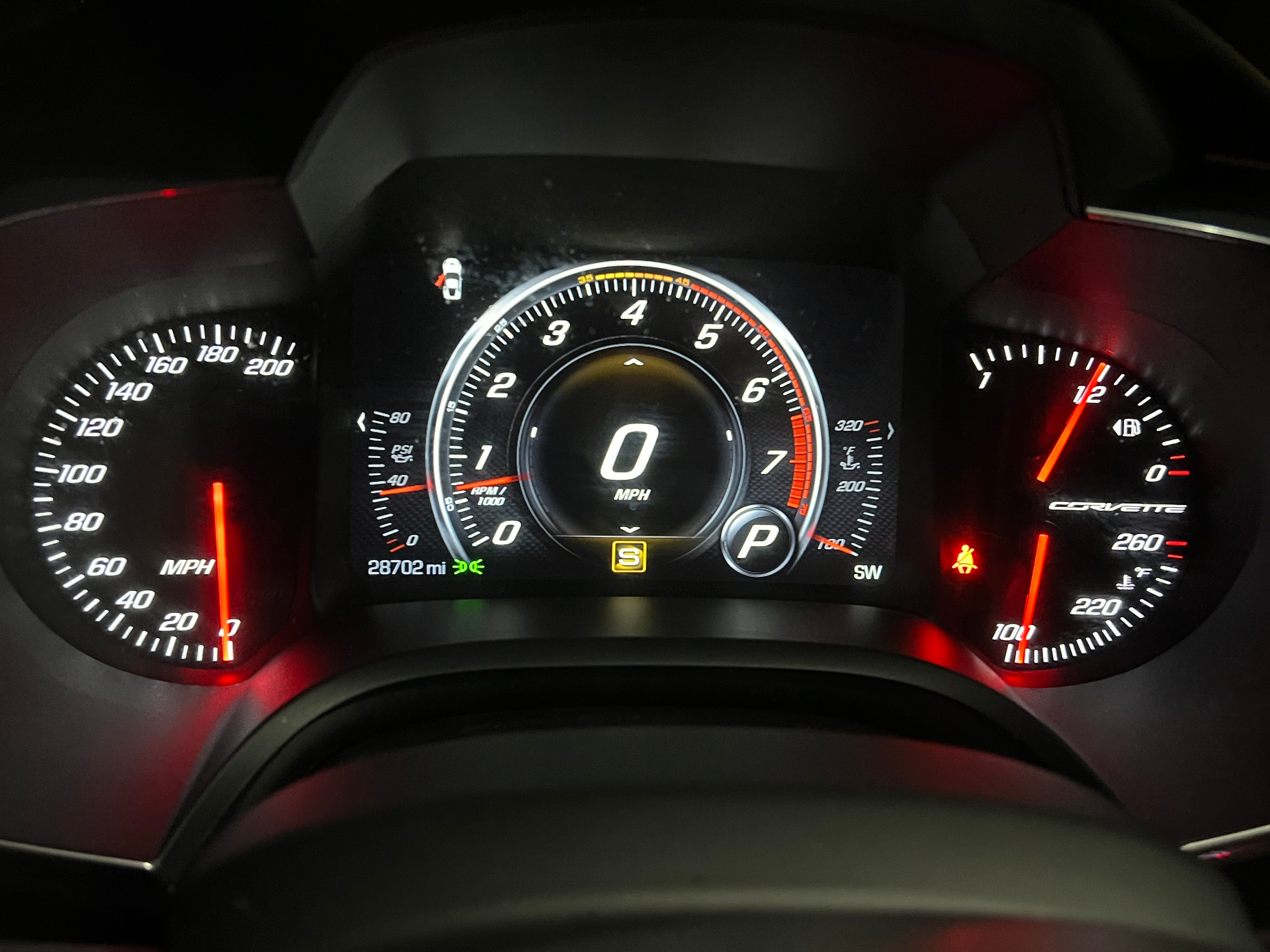 Used 2018 Chevrolet Corvette Grand Sport RWD image 5