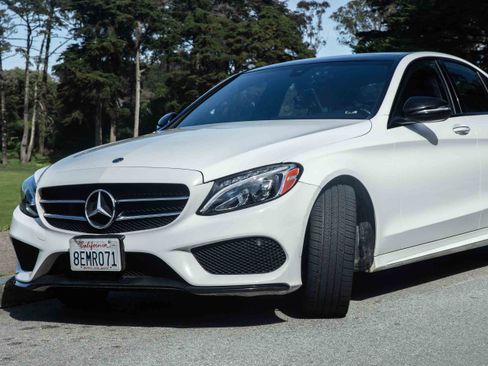 Used 2018 Mercedes-Benz C 300 Sedan image 1