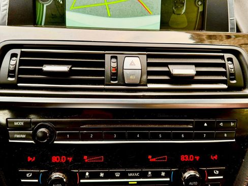 Used 2013 BMW 650i xDrive Convertible image 6