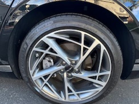 Used 2023 Genesis G90 3.5T image 6