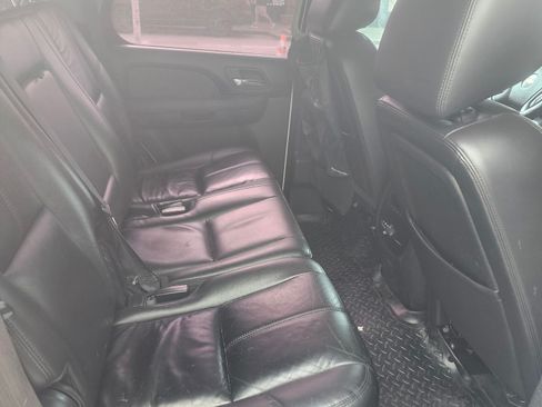 Used 2010 Chevrolet Tahoe LT image 5