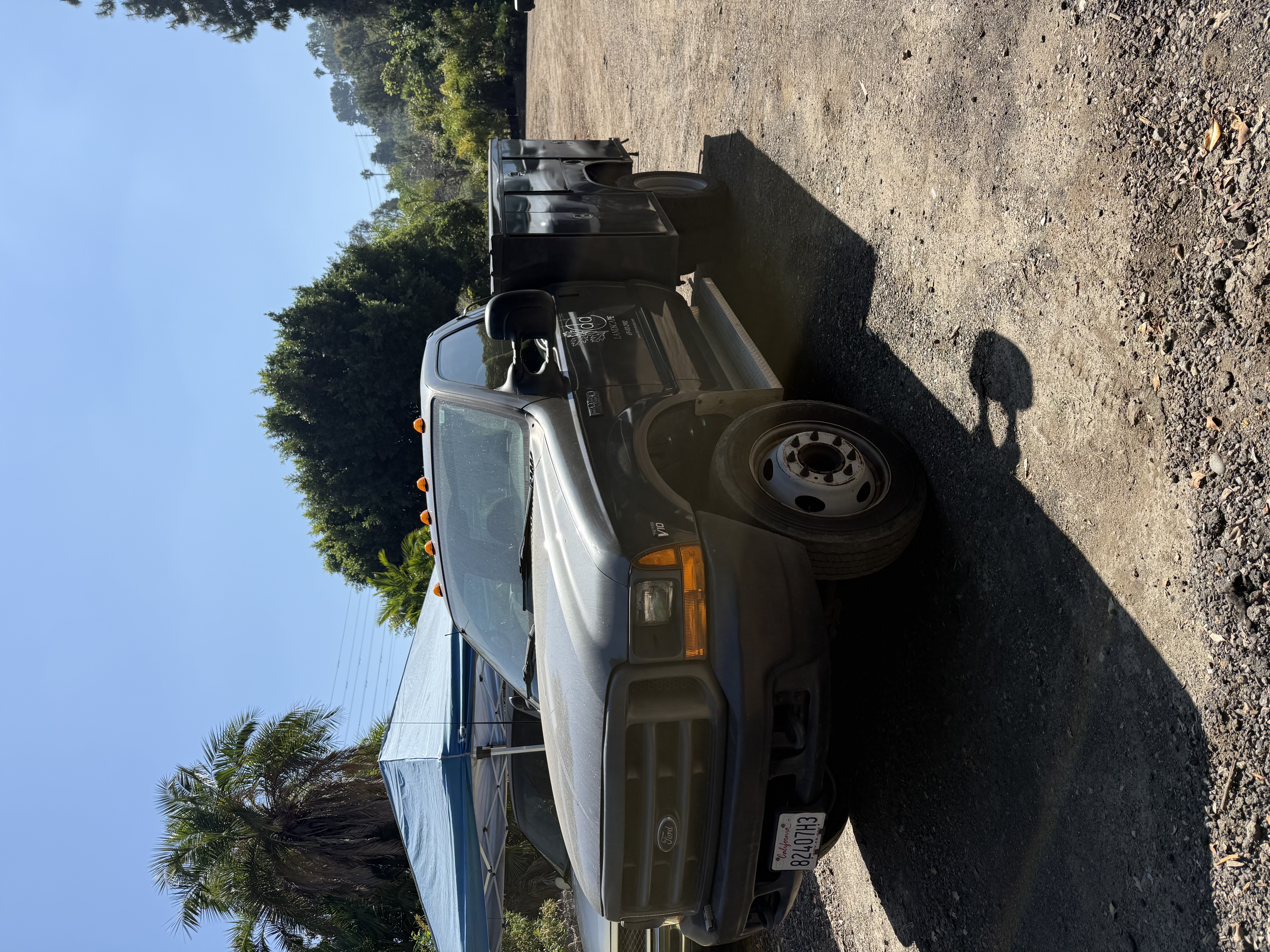 Used 2000 Ford F450 2WD Regular Cab Super Duty image 1