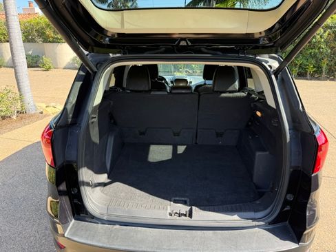 Used 2019 Ford Escape Titanium FWD image 10