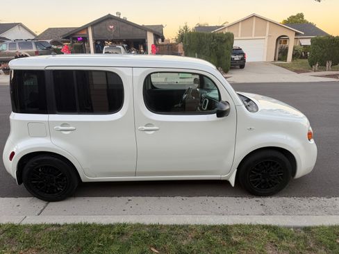 Used 2010 Nissan Cube 1.8 image 5