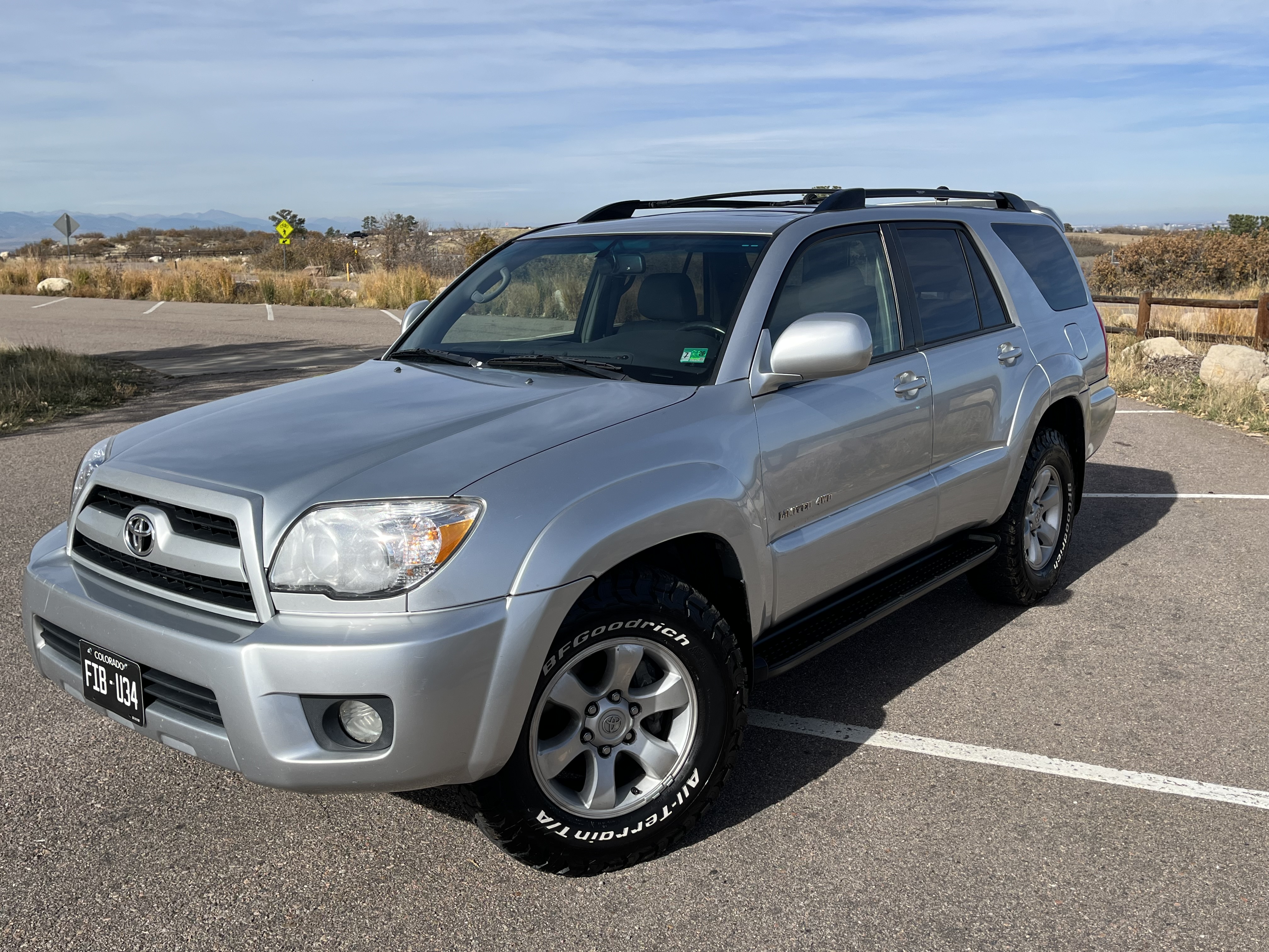 Used 2008 Toyota 4Runner Limited w/ Limited Extra Value Pkg 1 AWD/4WD image 9