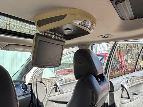 Used 2013 Buick Enclave Leather image 24