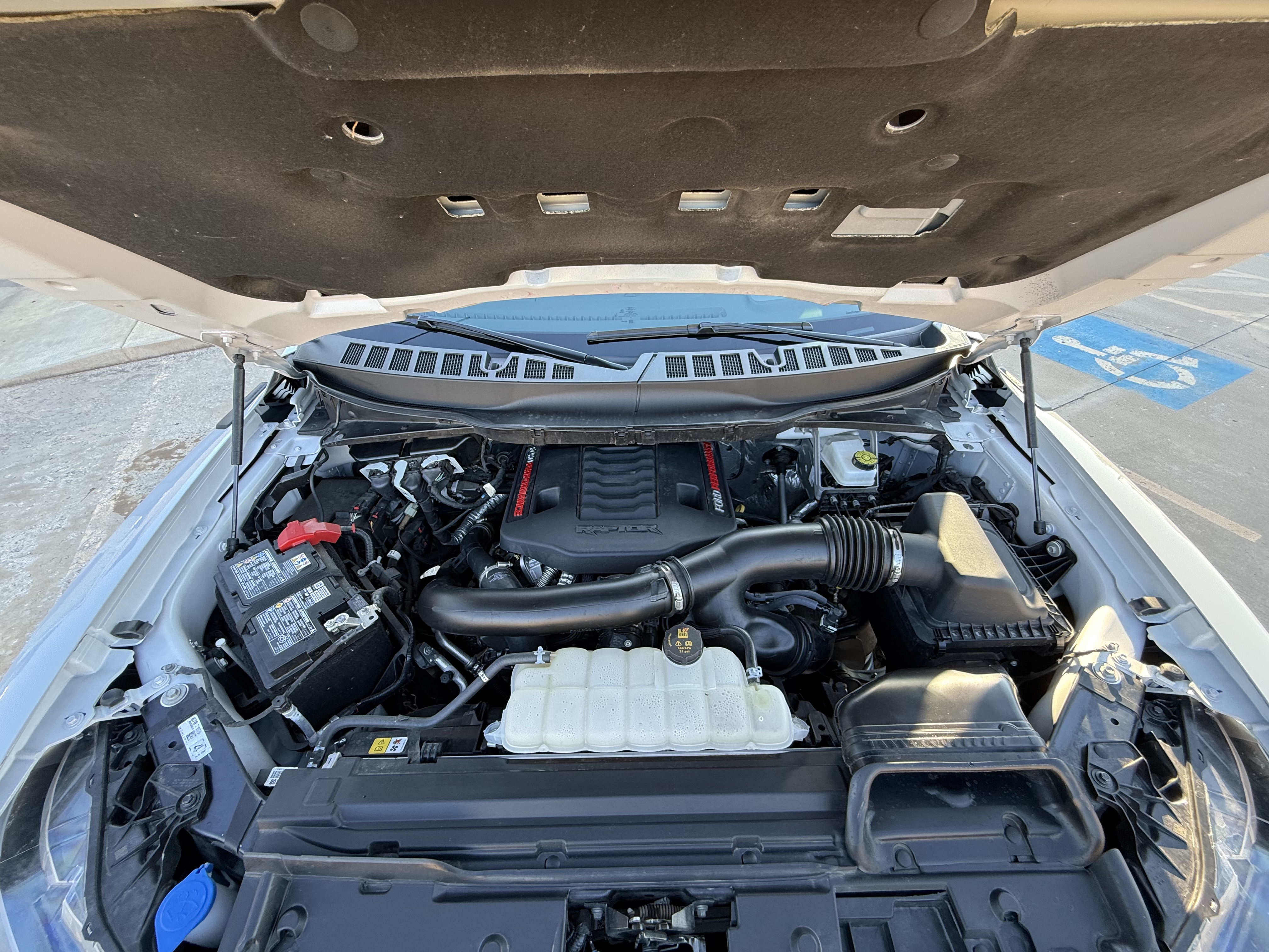 Used 2026 Ford F150 Raptor AWD/4WD image 29