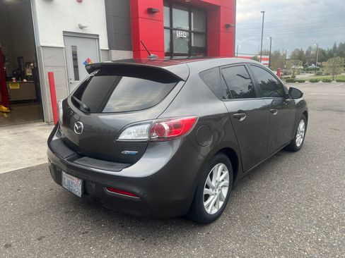 Used 2012 MAZDA MAZDA3 i Grand Touring w/ Tech Pkg image 2