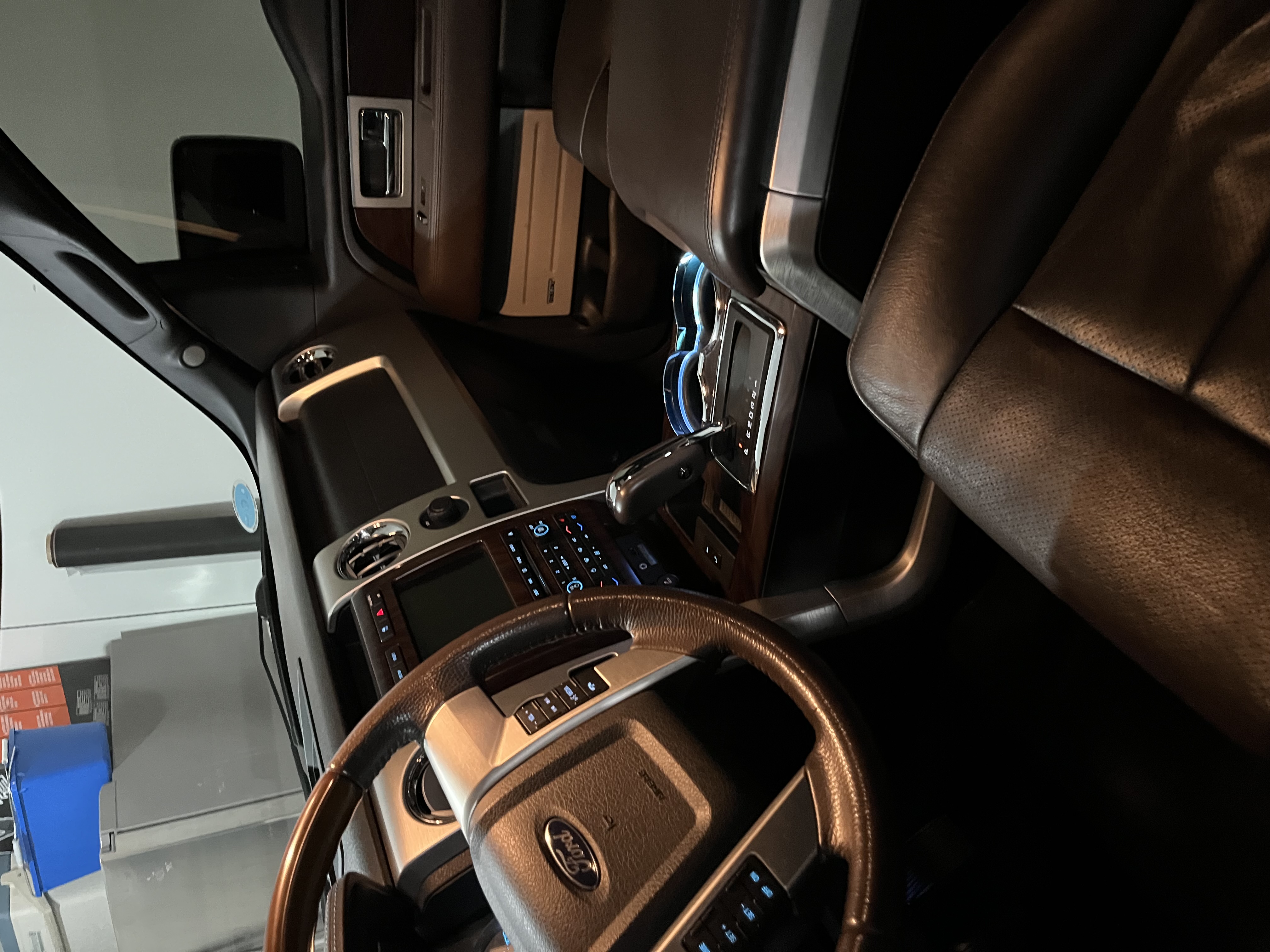 Used 2010 Ford F150 Platinum AWD/4WD image 2