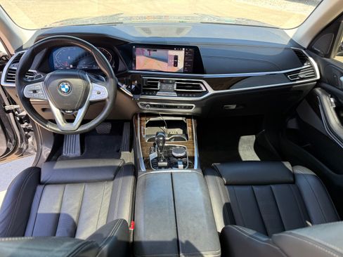 Used 2020 BMW X7 xDrive40i w/ Premium Package image 11