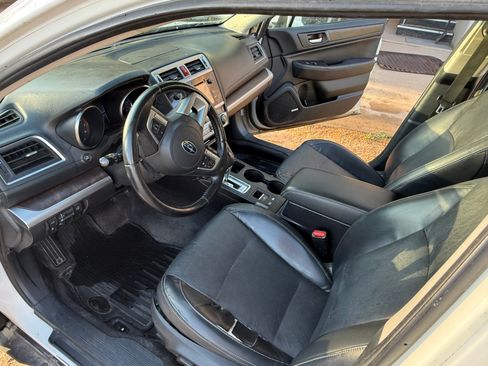 Used 2015 Subaru Outback 2.5i Limited image 6