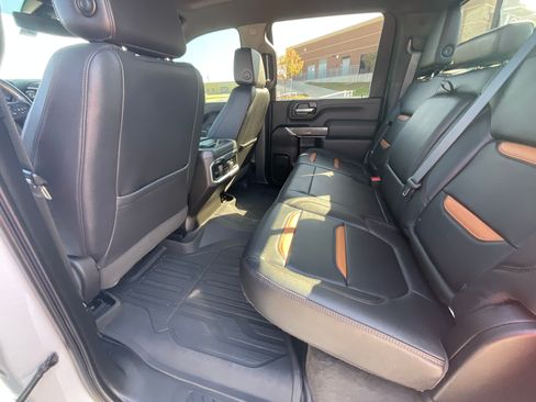 Used 2022 GMC Sierra 2500 AT4 w/ AT4 Preferred Package image 21