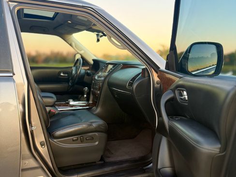 Used 2020 Nissan Armada SL w/ Premium Package image 12