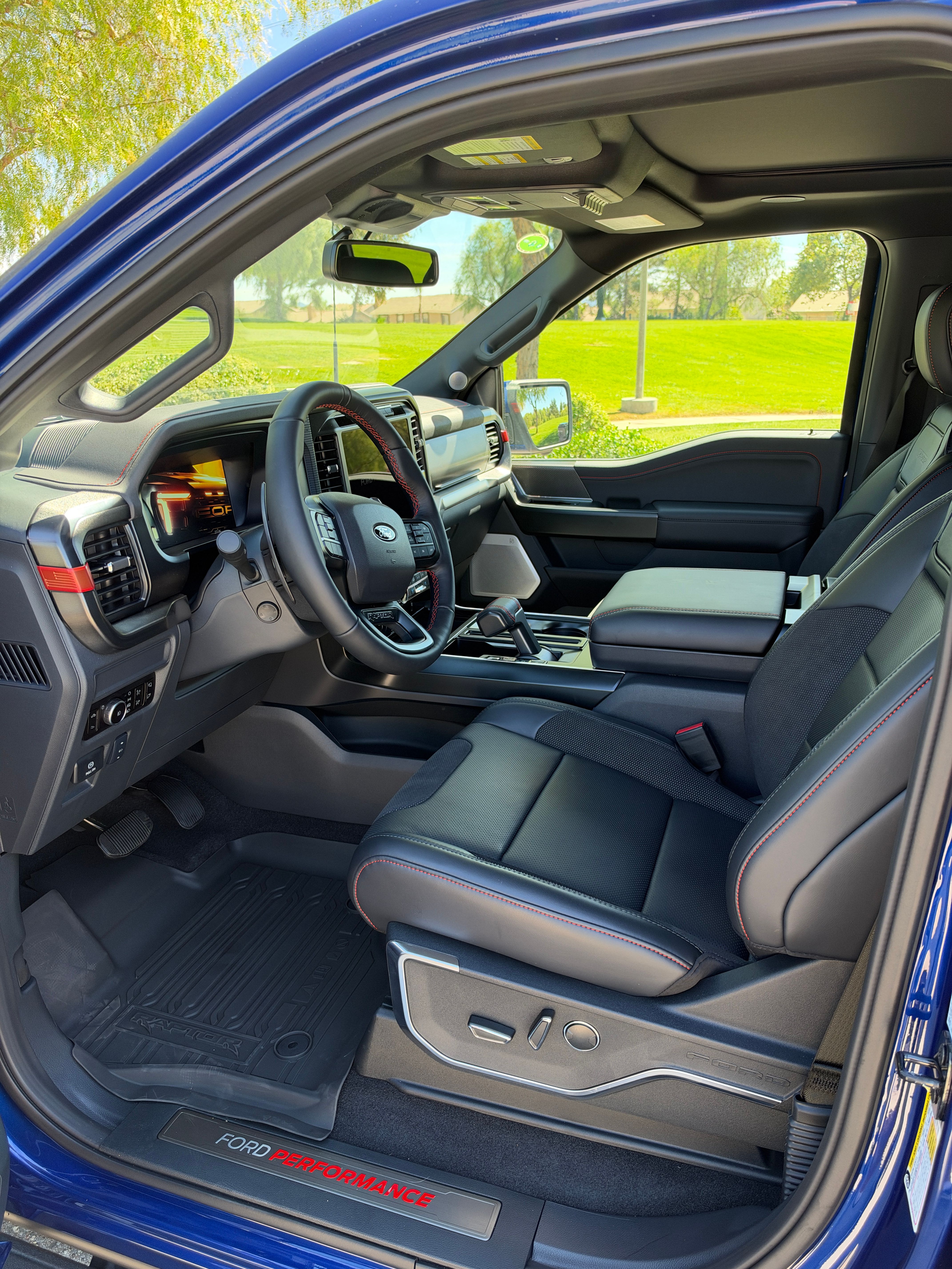 Used 2026 Ford F150 Raptor AWD/4WD image 18
