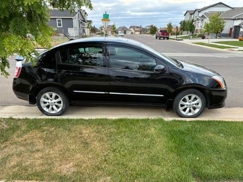 Used 2012 Nissan Sentra 2.0 SL w/ Special Value Pkg FWD image 2
