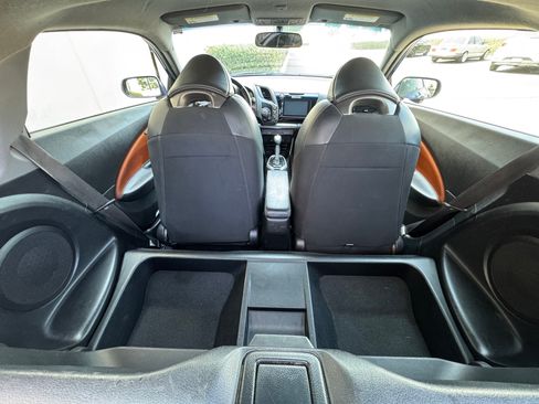Used 2016 Honda CR-Z EX image 6