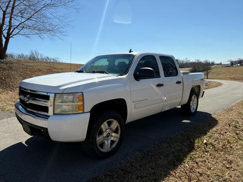 Used 2008 Chevrolet Silverado 1500 LT w/ All Star Edition image 1
