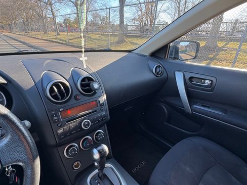 Used 2009 Nissan Rogue S image 14