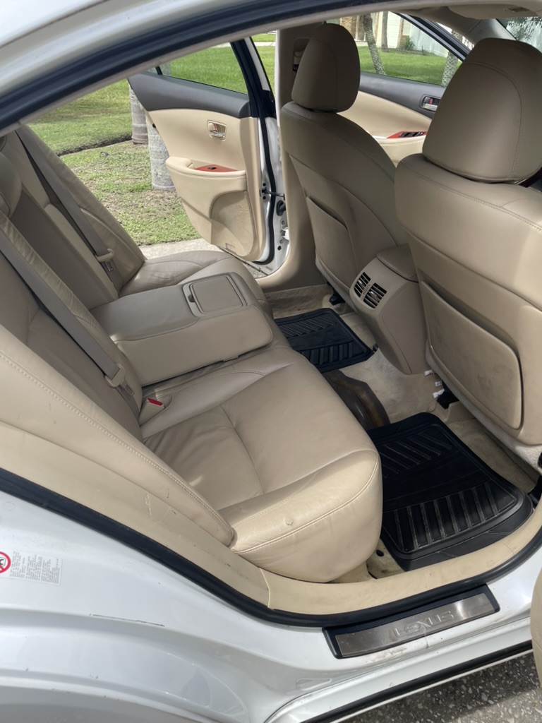 Used 2007 Lexus ES 350 w/ Premium Pkg FWD image 17