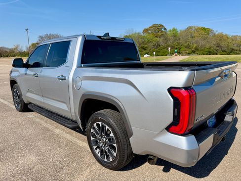 Used 2024 Toyota Tundra Limited image 6