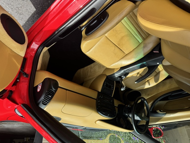 Used 2001 Porsche Boxster RWD image 10