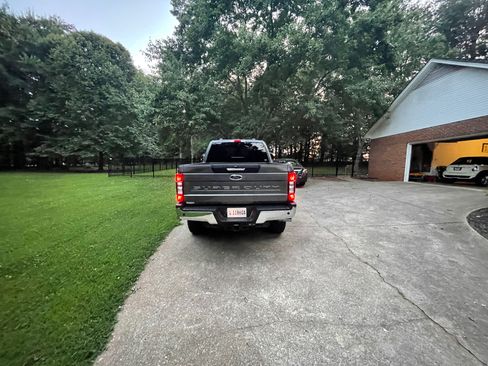 Used 2021 Ford F250 XLT w/ Tremor Off-Road Package image 12