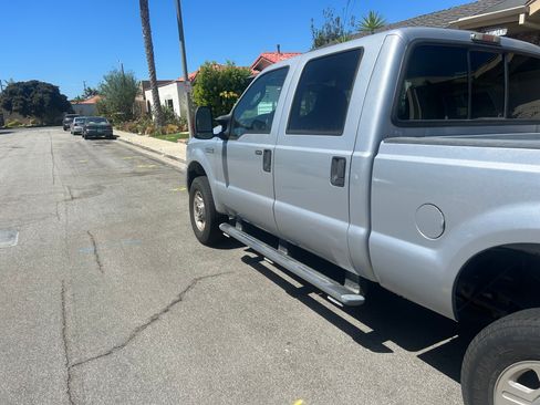 Used 2006 Ford F350 Lariat AWD/4WD image 17