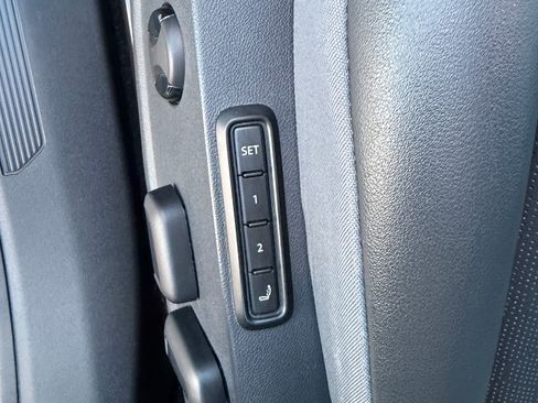 Used 2023 Volkswagen ID.4 Pro S image 18