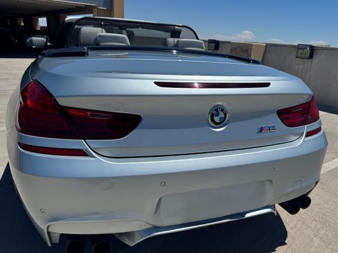 Used 2014 BMW M6 Convertible 2D image 23