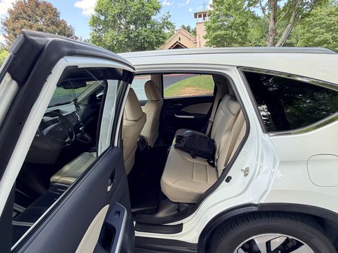 Used 2016 Honda CR-V Touring image 16