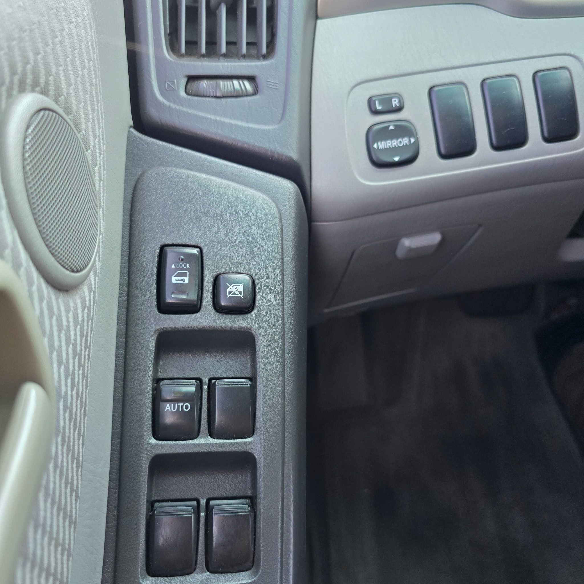 Used 2006 Toyota Highlander 2WD image 17