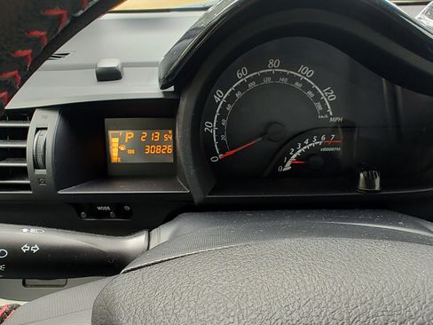 Used 2014 Scion iQ image 15