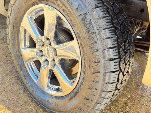 Used 2008 Ford F150 Lariat image 9