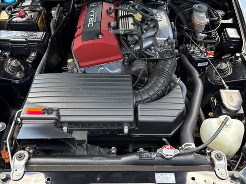Used 2001 Honda S2000 image 12