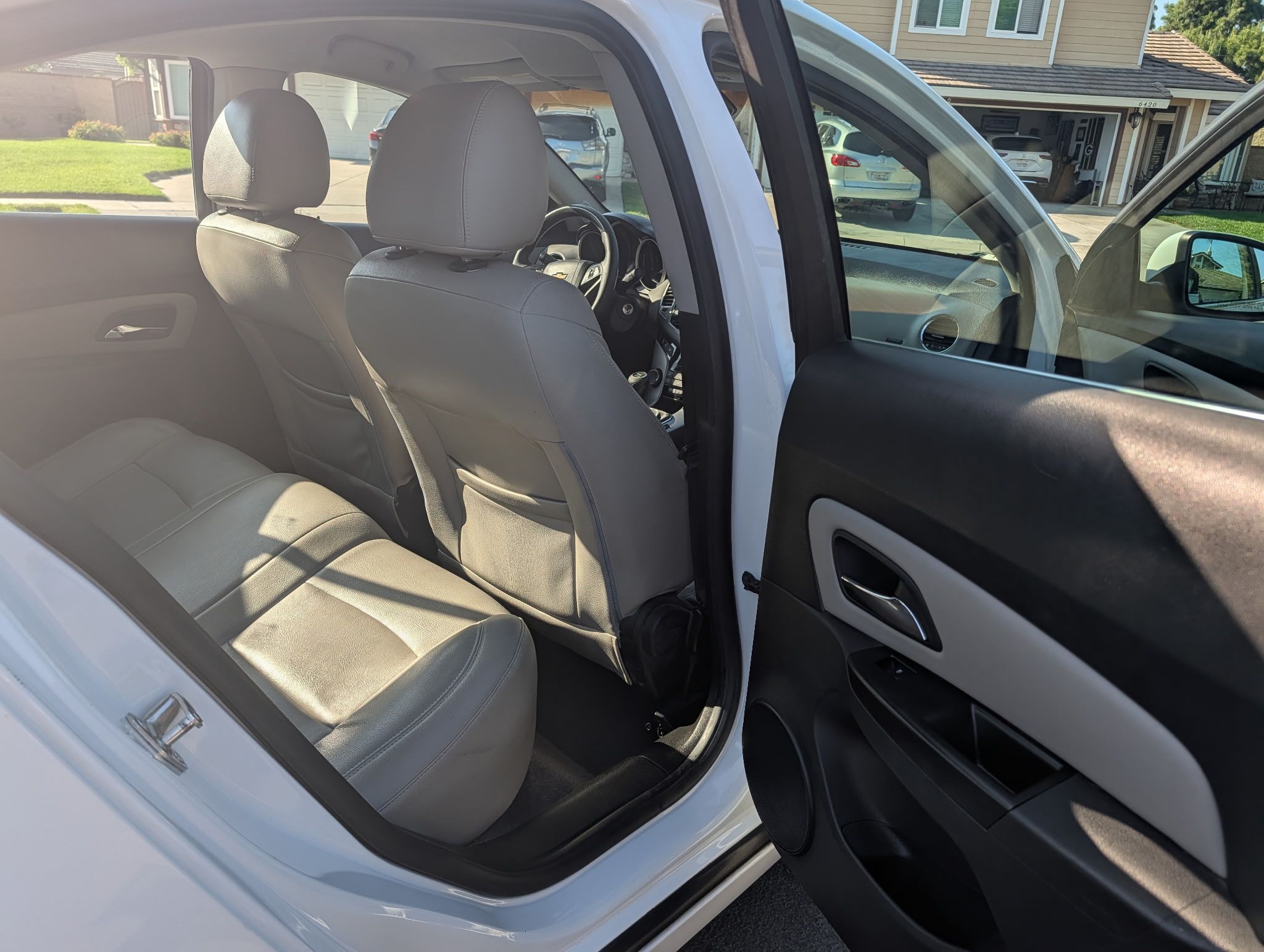 Used 2012 Chevrolet Cruze Eco FWD image 8