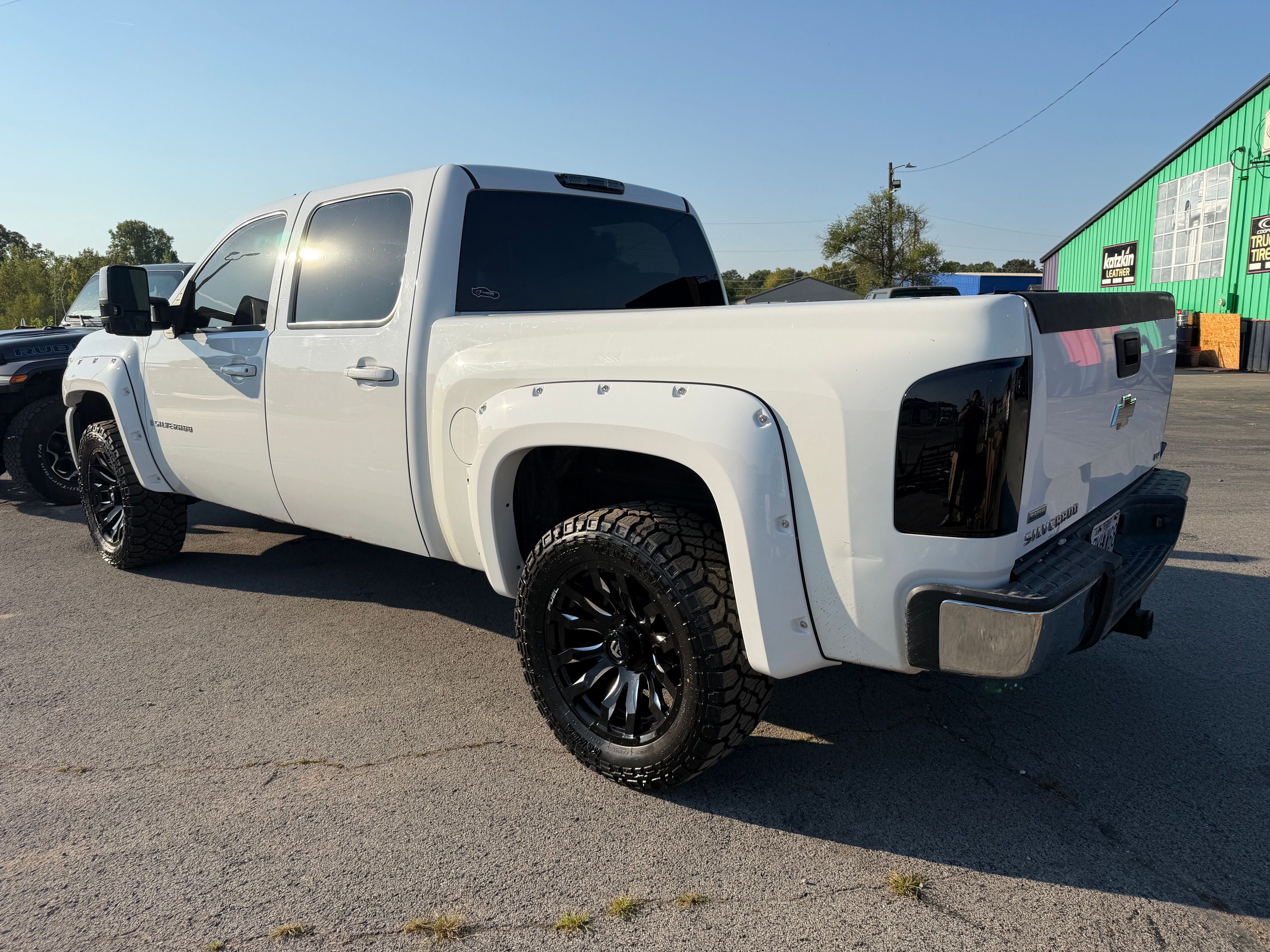 Used 2009 Chevrolet Silverado 1500 LTZ w/ LTZ Plus Package AWD/4WD image 4