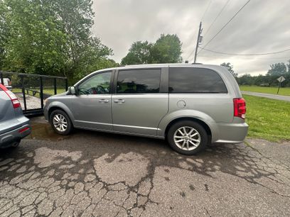 Used 2020 Dodge Grand Caravan SXT