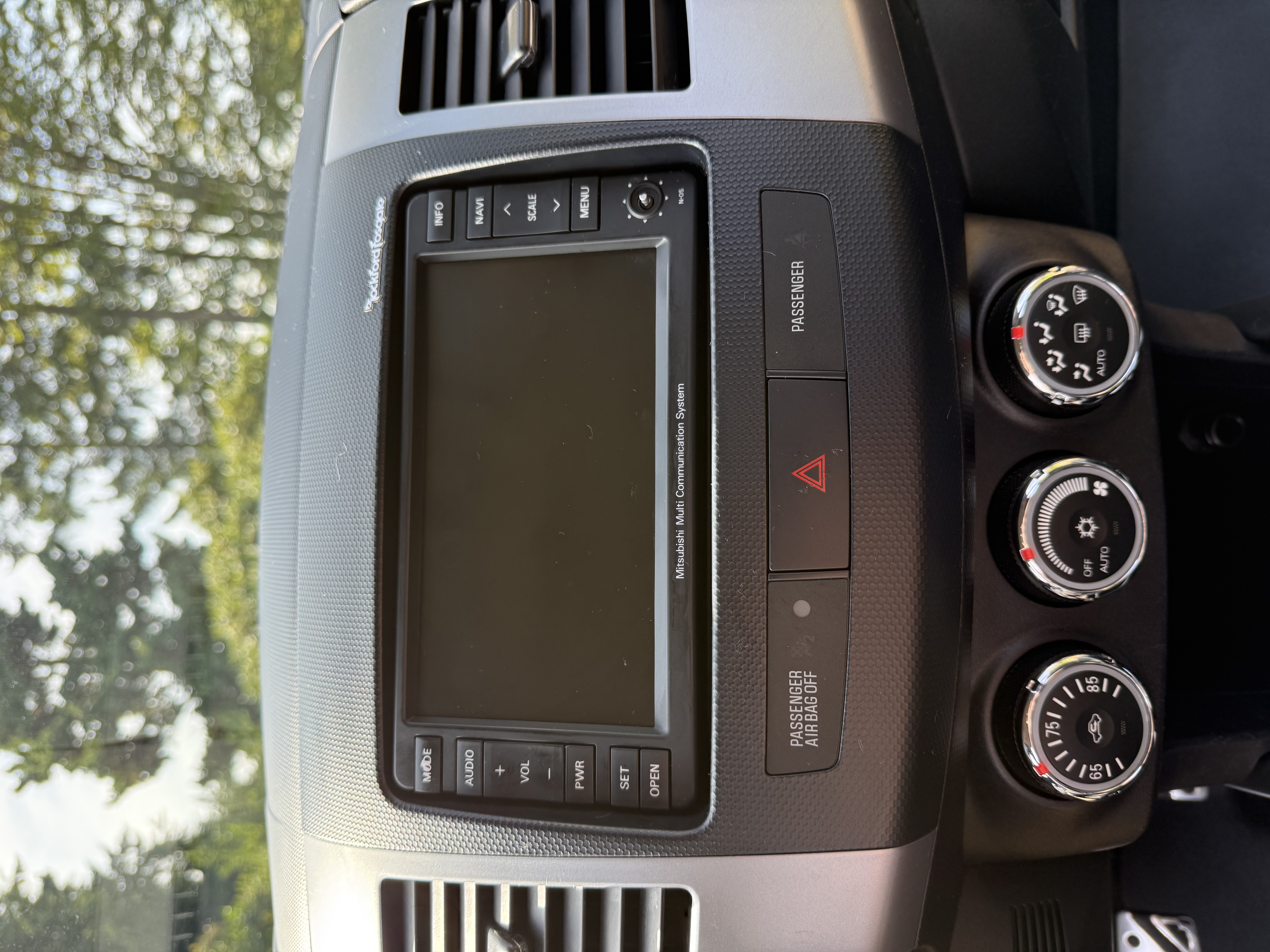 Used 2012 Mitsubishi Outlander GT AWD/4WD image 21
