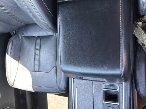 Used 2020 Ford Expedition Limited RWD image 16